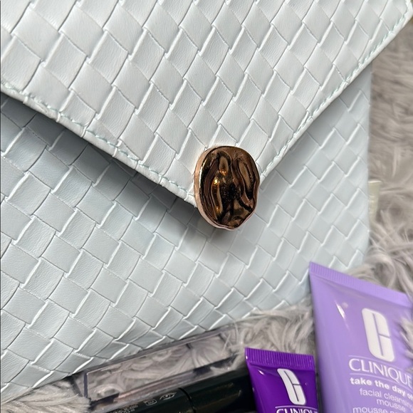 Ipsy Bag & Clinique Travel Bundle - Mascara, Cleansing, Wrinkle Correcting Set - Picture 8 of 11